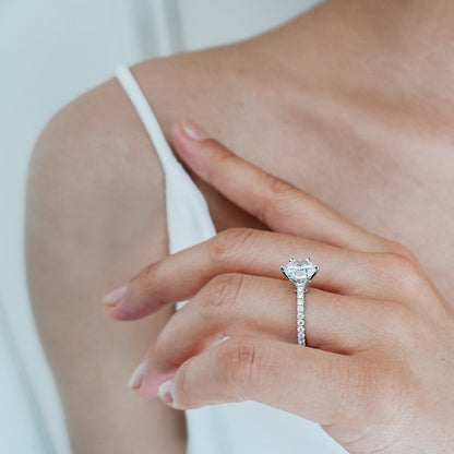 ARJ019