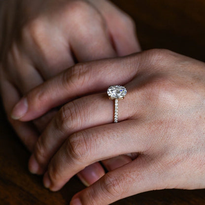 Stunning 1.0 - 2.0 CT Oval Moissanite Engagement Ring with Pave Design 4